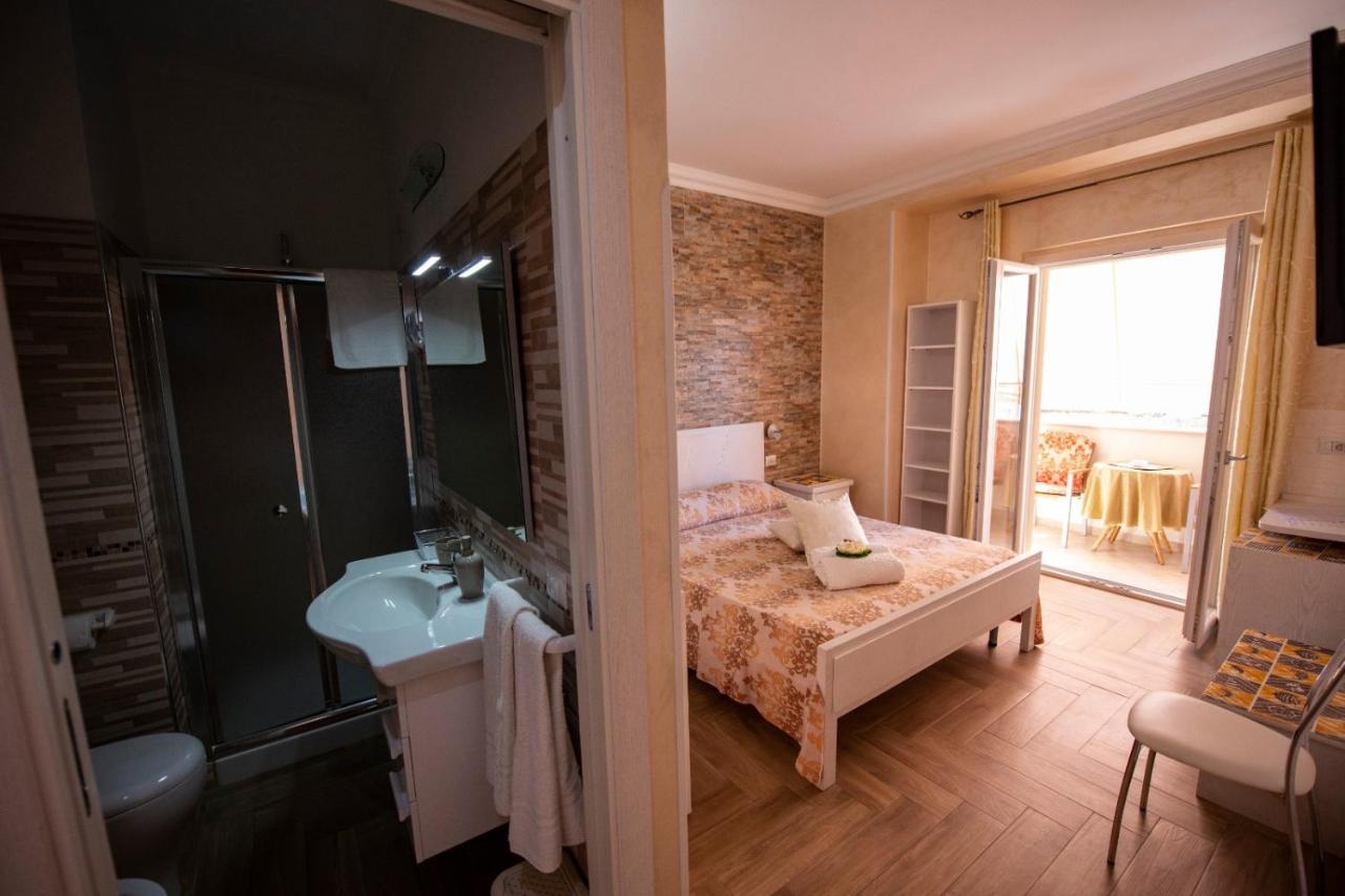 Bed and Breakfast La Perla Del Tirreno Tropea Exterior foto
