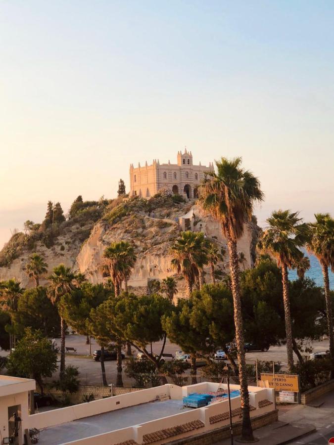 Bed and Breakfast La Perla Del Tirreno Tropea Exterior foto