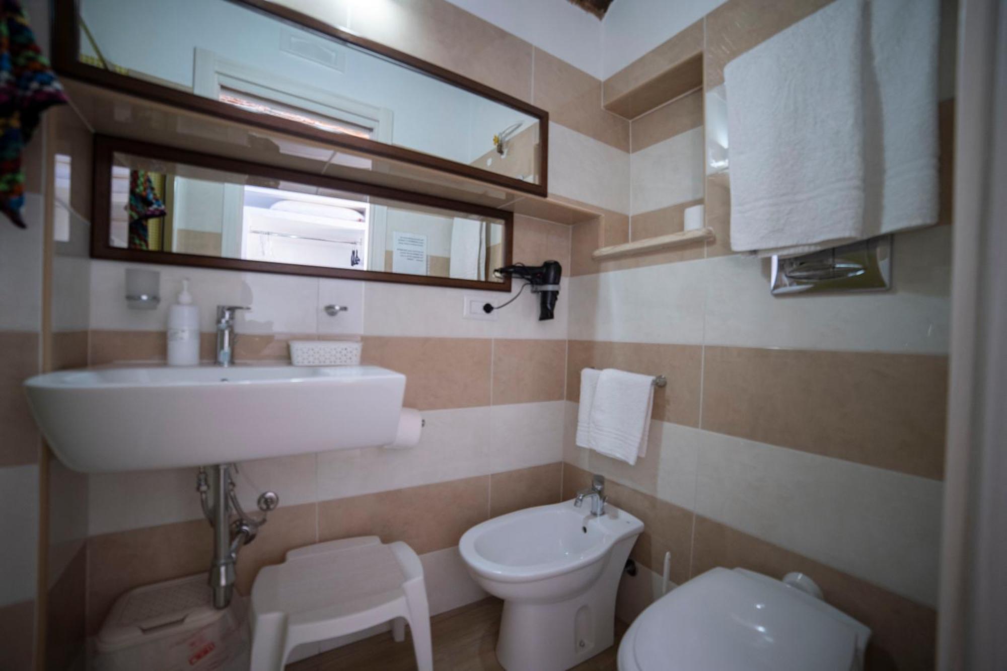 Bed and Breakfast La Perla Del Tirreno Tropea Exterior foto