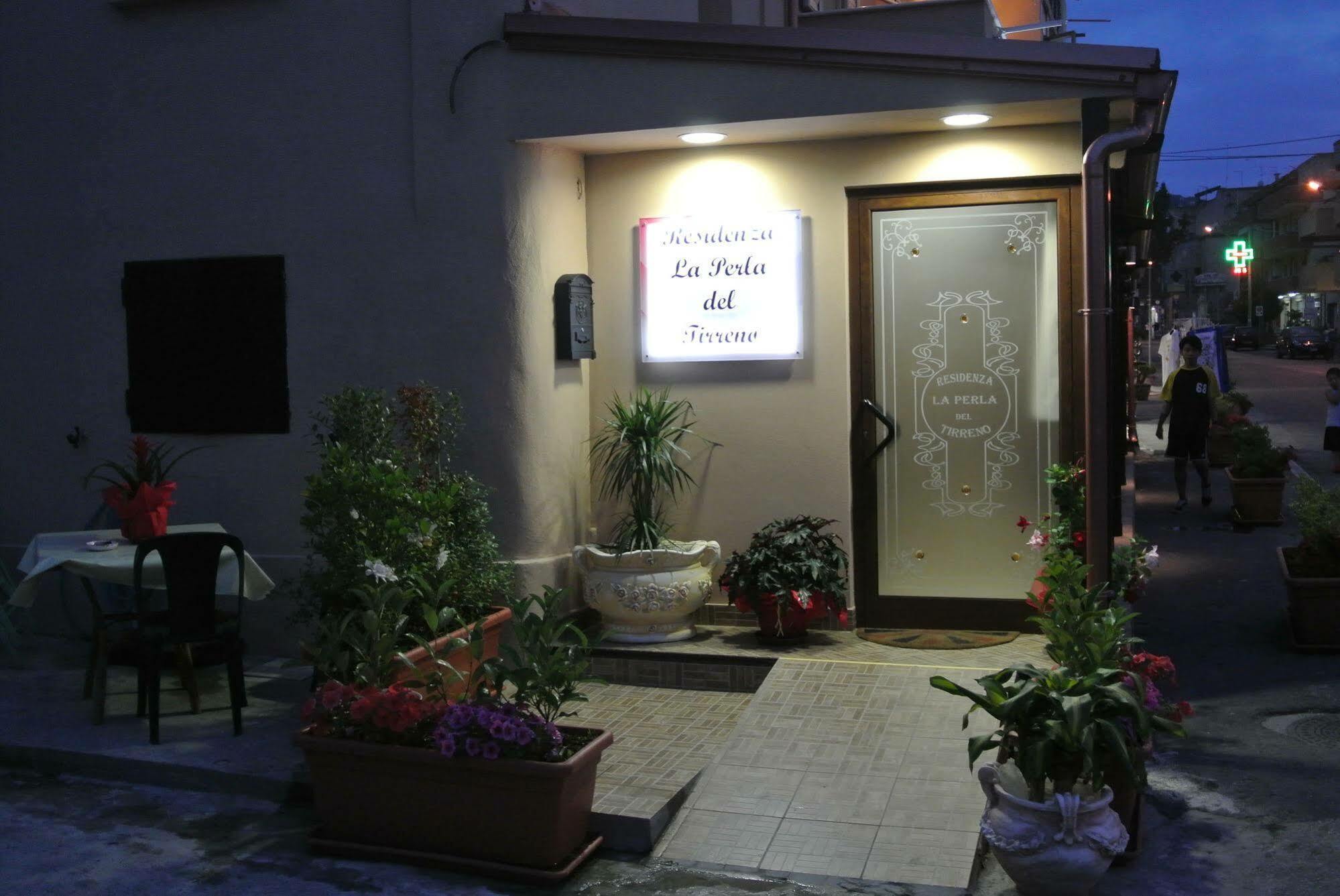Bed and Breakfast La Perla Del Tirreno Tropea Exterior foto
